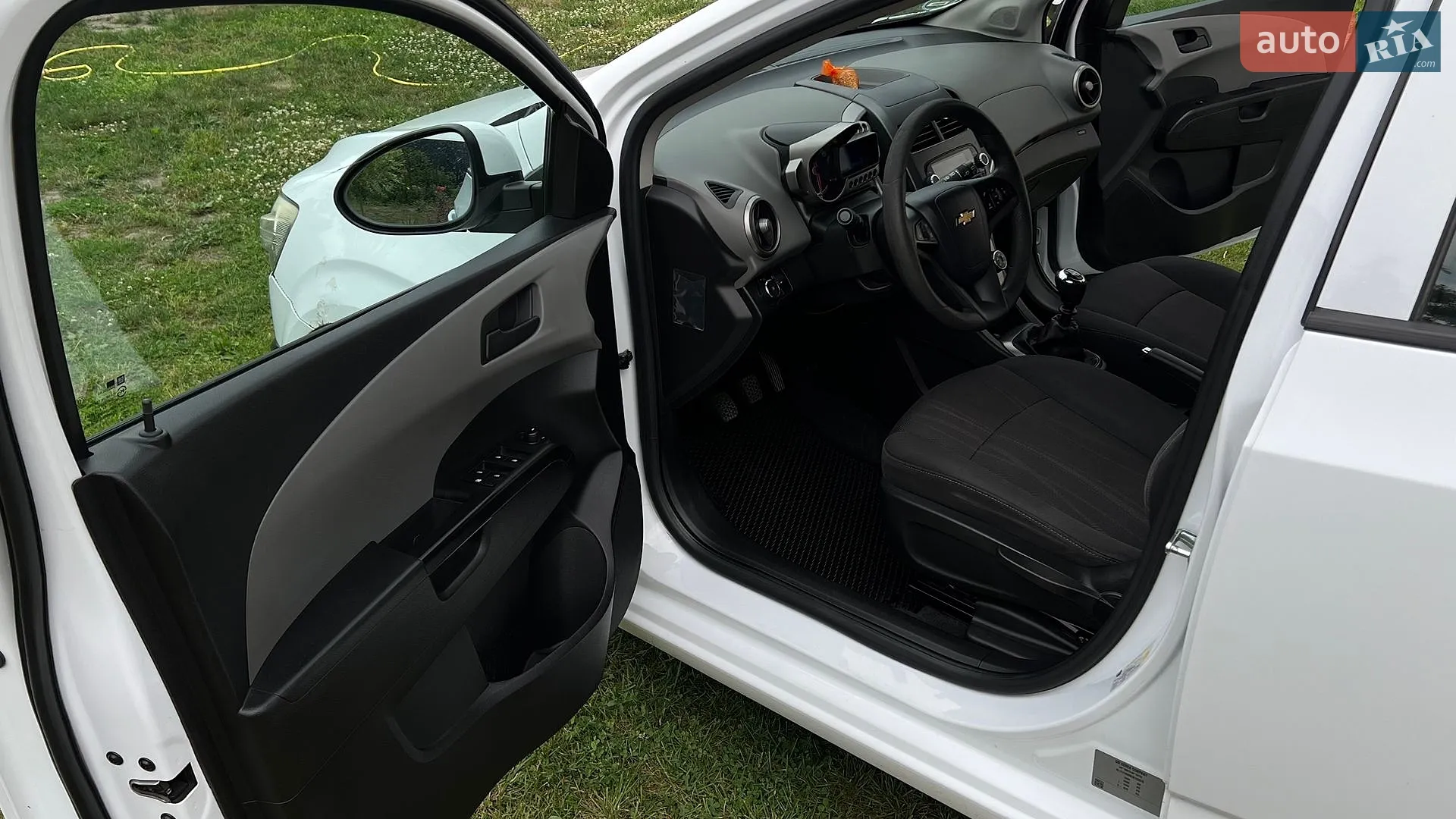2012 Chevrolet Aveo - мініатюра 17