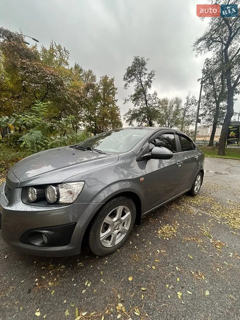 2013 Chevrolet Aveo - мініатюра 7