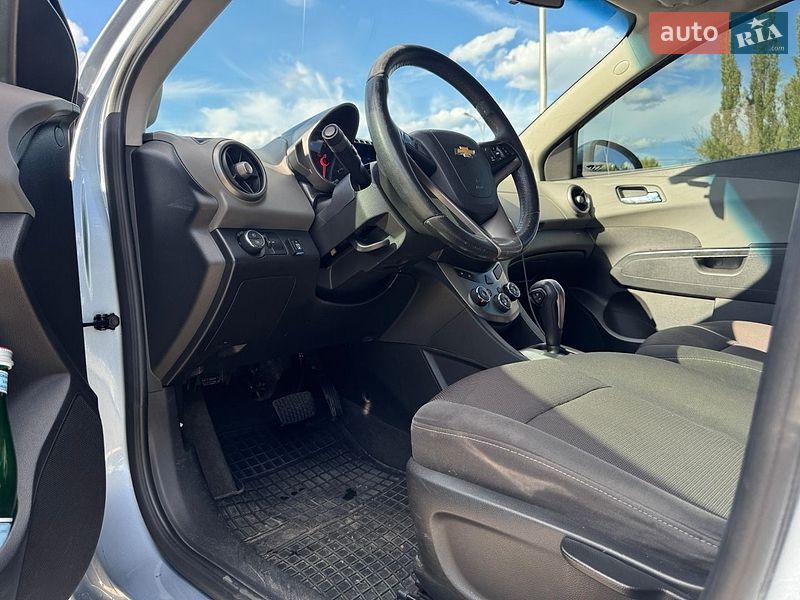 Седан Chevrolet Aveo 2012 в Киеве фото 29 Седан Chevrolet Aveo 2012 в Киеве