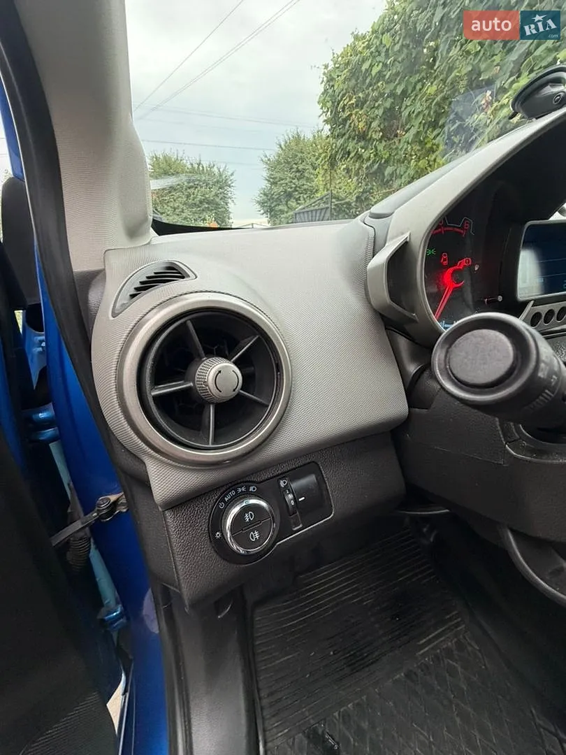 2012 Chevrolet Aveo - мініатюра 12