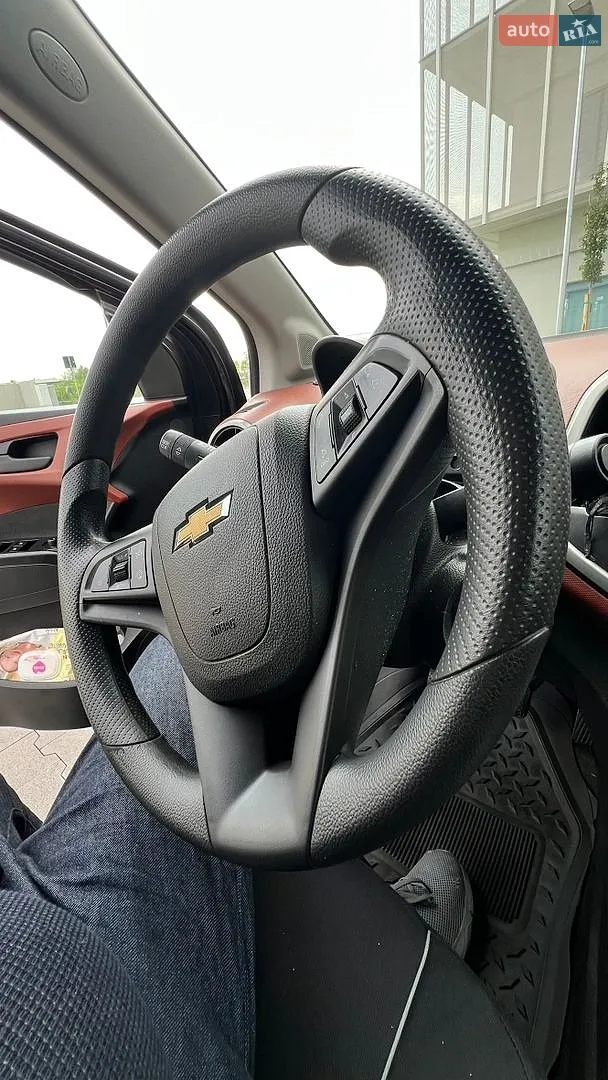 2013 Chevrolet Aveo - мініатюра 24