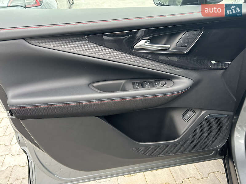 Позашляховик / Кросовер Chevrolet Blazer EV 2025 в Києві фото 11 Позашляховик / Кросовер Chevrolet Blazer EV 2025 в Києві
