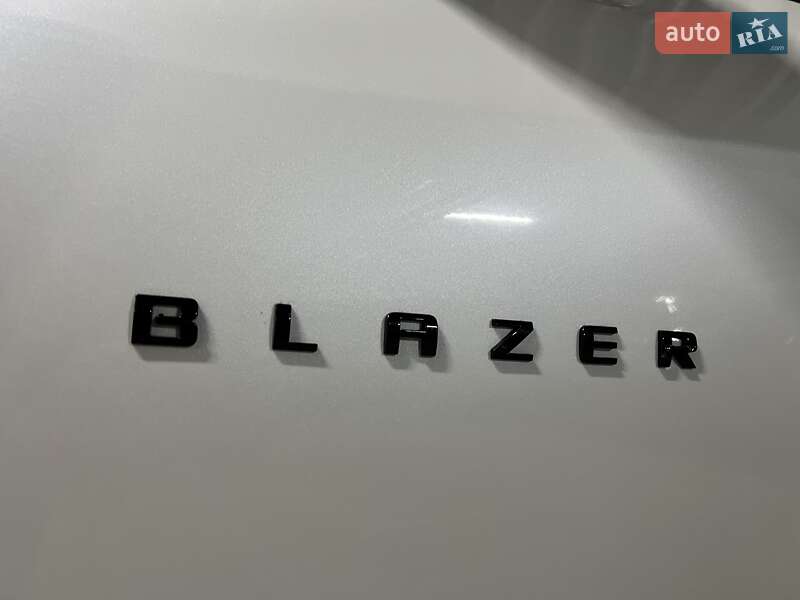 Позашляховик / Кросовер Chevrolet Blazer 2020 в Києві