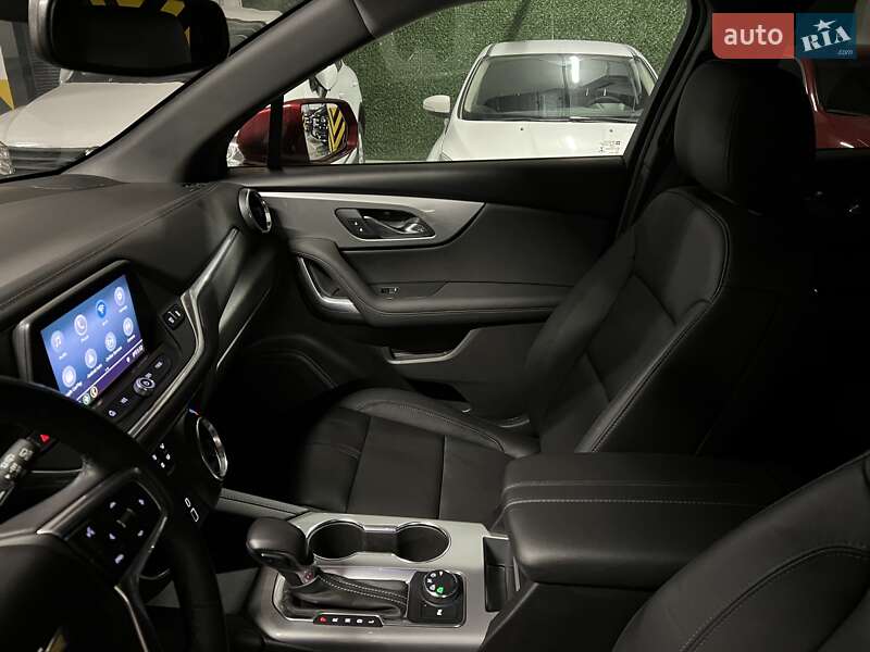Внедорожник / Кроссовер Chevrolet Blazer 2020 в Киеве фото 28 Внедорожник / Кроссовер Chevrolet Blazer 2020 в Киеве