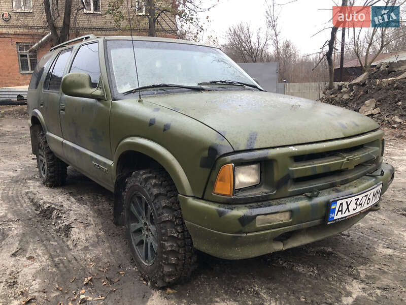 Внедорожник / Кроссовер Chevrolet Blazer 1996 в Харькове