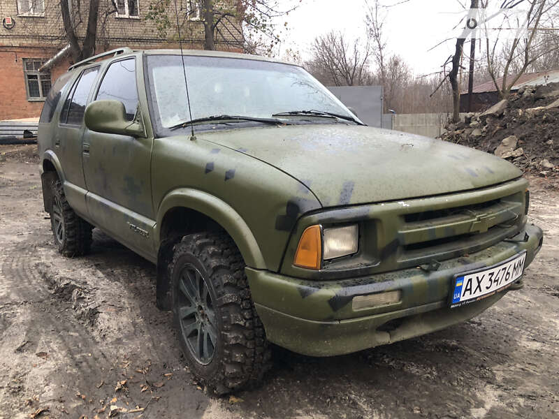 Внедорожник / Кроссовер Chevrolet Blazer 1996 в Харькове
