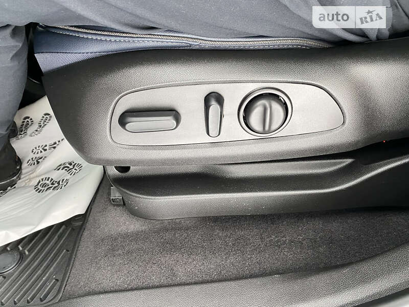 Внедорожник / Кроссовер Chevrolet Bolt EUV 2021 в Ровно