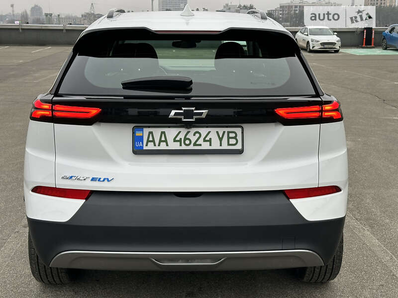 Позашляховик / Кросовер Chevrolet Bolt EUV 2023 в Києві