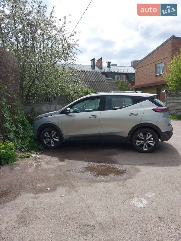 Позашляховик / Кросовер Chevrolet Bolt EUV 2022 в Житомирі