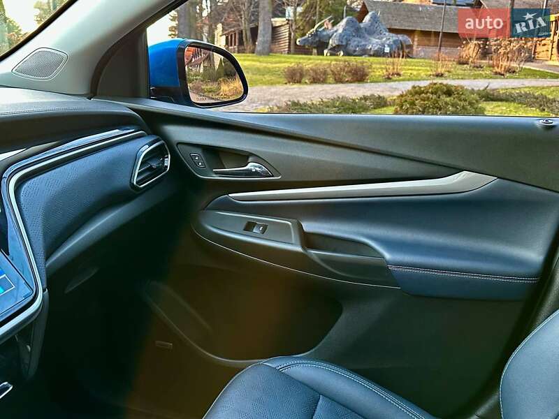 Внедорожник / Кроссовер Chevrolet Bolt EUV 2022 в Львове