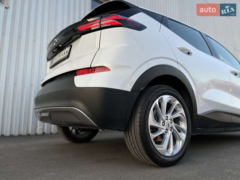 Позашляховик / Кросовер Chevrolet Bolt EUV 2023 в Дніпрі фото 10 Позашляховик / Кросовер Chevrolet Bolt EUV 2023 в Дніпрі