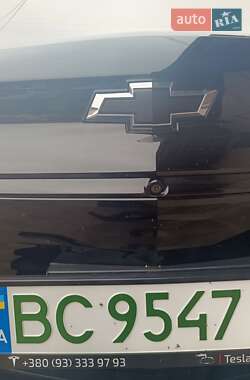 Позашляховик / Кросовер Chevrolet Bolt EUV 2023 в 