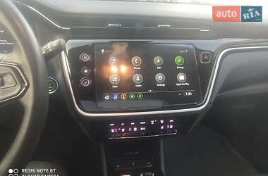 Позашляховик / Кросовер Chevrolet Bolt EUV 2023 в 