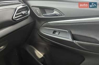 Внедорожник / Кроссовер Chevrolet Bolt EUV 2022 в 