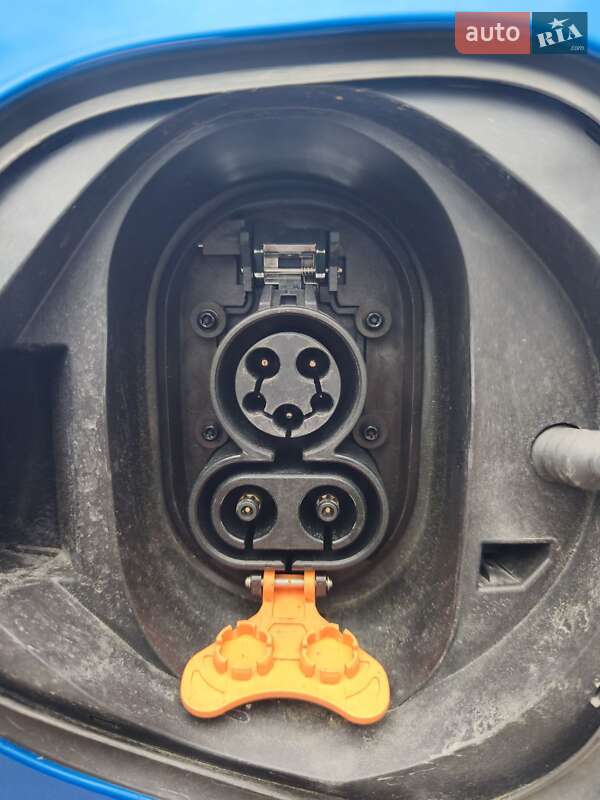 Позашляховик / Кросовер Chevrolet Bolt EUV 2021 в Києві фото 17 Позашляховик / Кросовер Chevrolet Bolt EUV 2021 в Києві