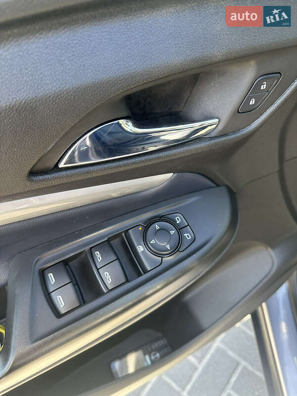 Позашляховик / Кросовер Chevrolet Bolt EUV 2023 в Львові