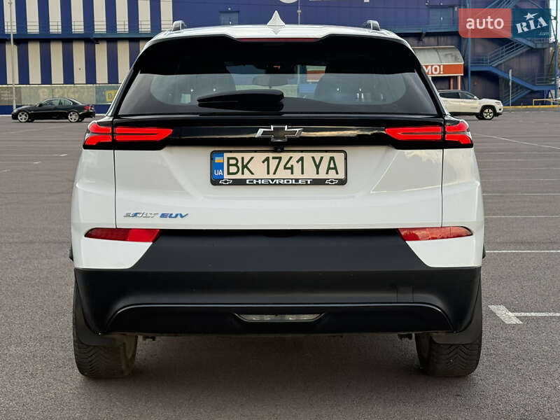 Хэтчбек Chevrolet Bolt EUV 2023 в Ровно фото 3 Хэтчбек Chevrolet Bolt EUV 2023 в Ровно