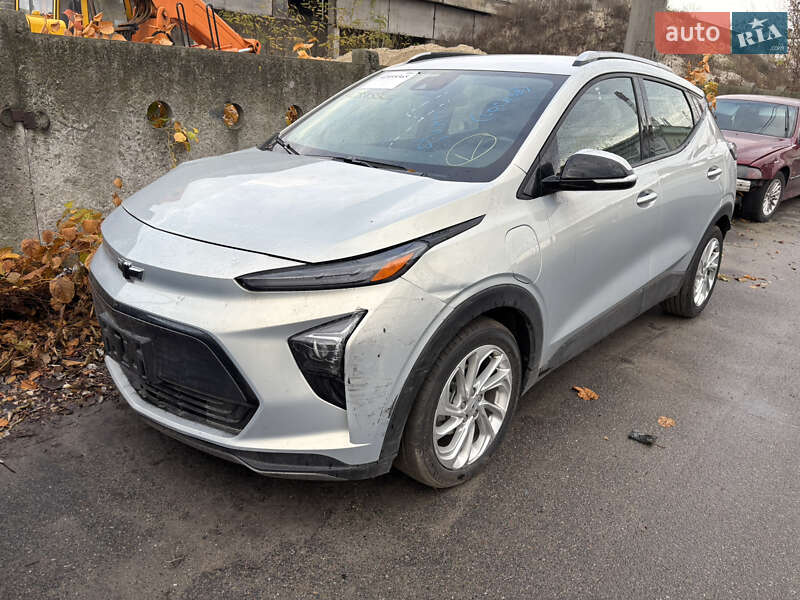 Позашляховик / Кросовер Chevrolet Bolt EUV 2023 в Києві