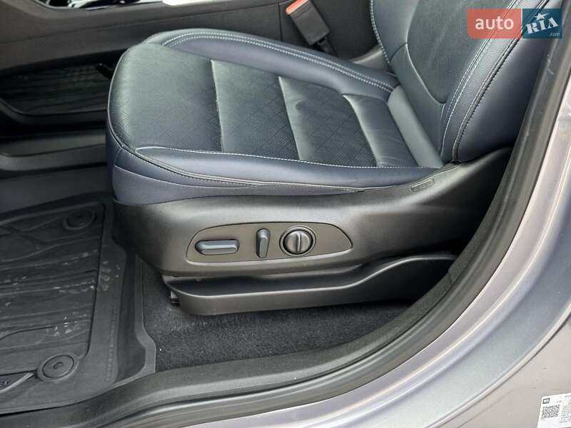 Внедорожник / Кроссовер Chevrolet Bolt EUV 2022 в Львове