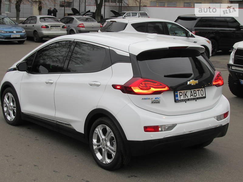 Хетчбек Chevrolet Bolt EV 2017 в Києві