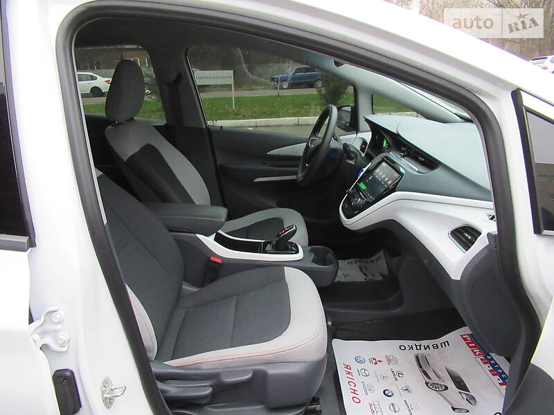 Хетчбек Chevrolet Bolt EV 2017 в Києві