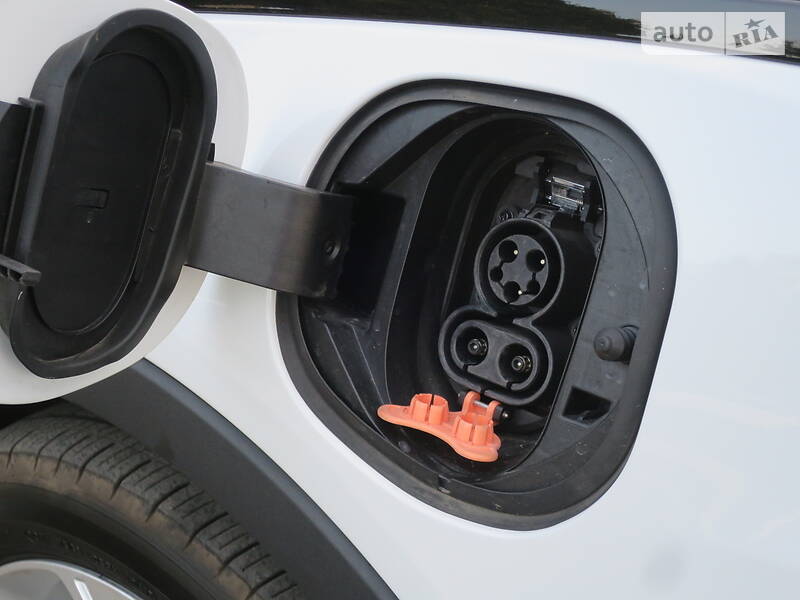 Хетчбек Chevrolet Bolt EV 2017 в Києві