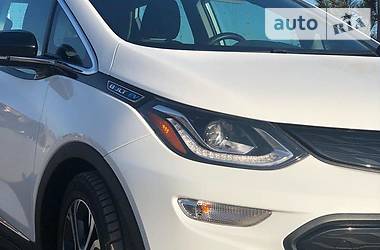 Хетчбек Chevrolet Bolt EV 2017 в 