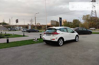 Хэтчбек Chevrolet Bolt EV 2017 в Киеве