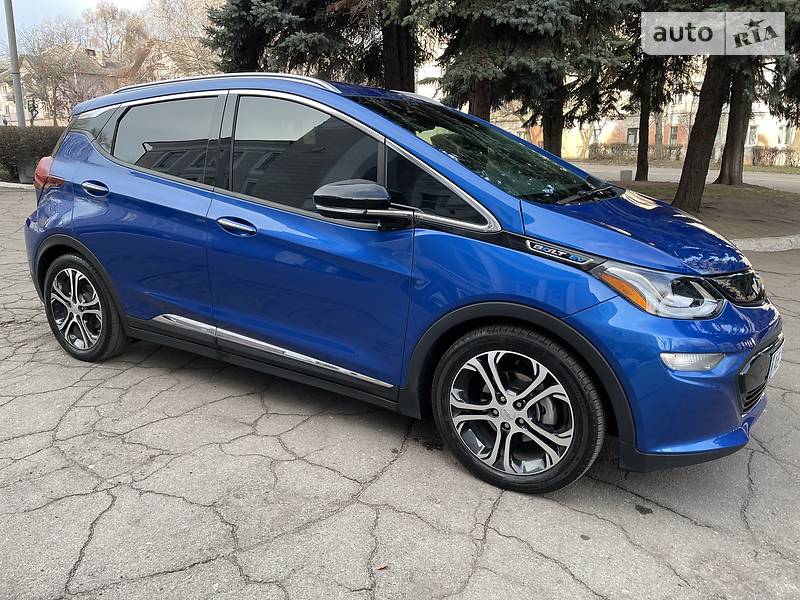 Хэтчбек Chevrolet Bolt EV 2017 в Каменском