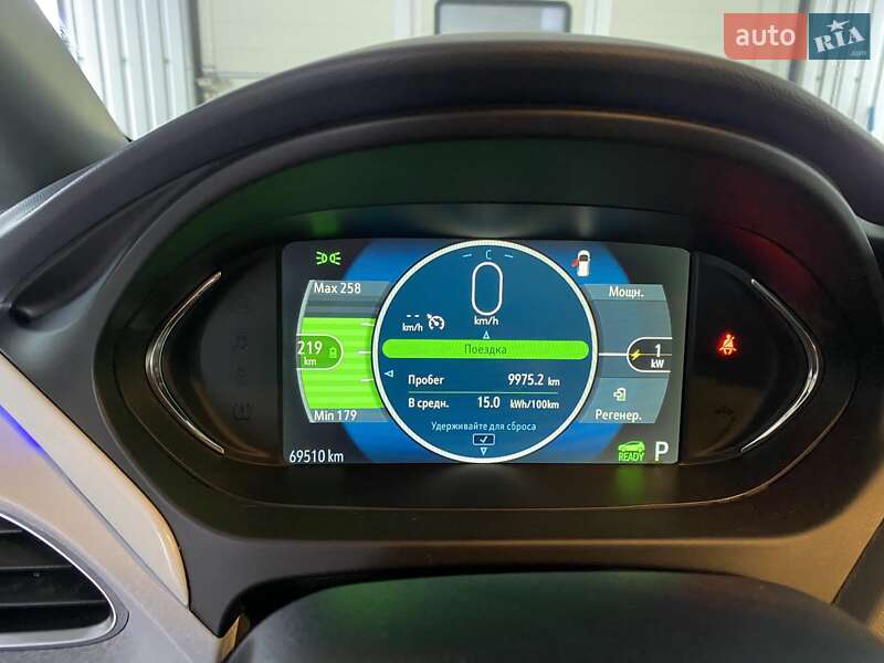 Хэтчбек Chevrolet Bolt EV 2017 в Киеве