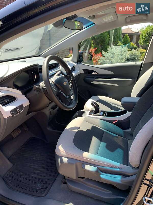 Хэтчбек Chevrolet Bolt EV 2018 в Кривом Роге