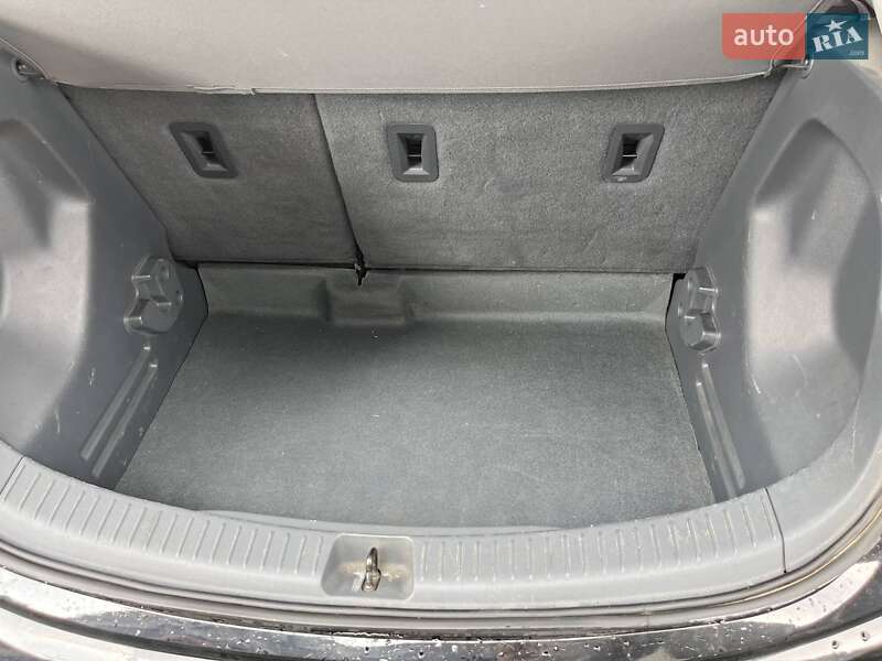 Хэтчбек Chevrolet Bolt EV 2018 в Стрые