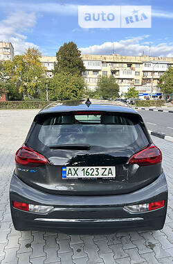 Хэтчбек Chevrolet Bolt EV 2017 в Черновцах