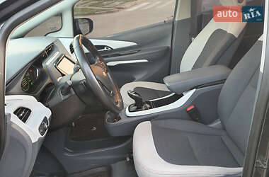 Хэтчбек Chevrolet Bolt EV 2021 в 