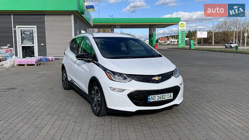 Хэтчбек Chevrolet Bolt EV 2020 в Каменском