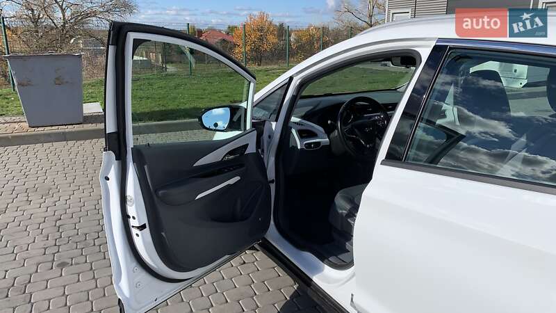 Хэтчбек Chevrolet Bolt EV 2020 в Каменском