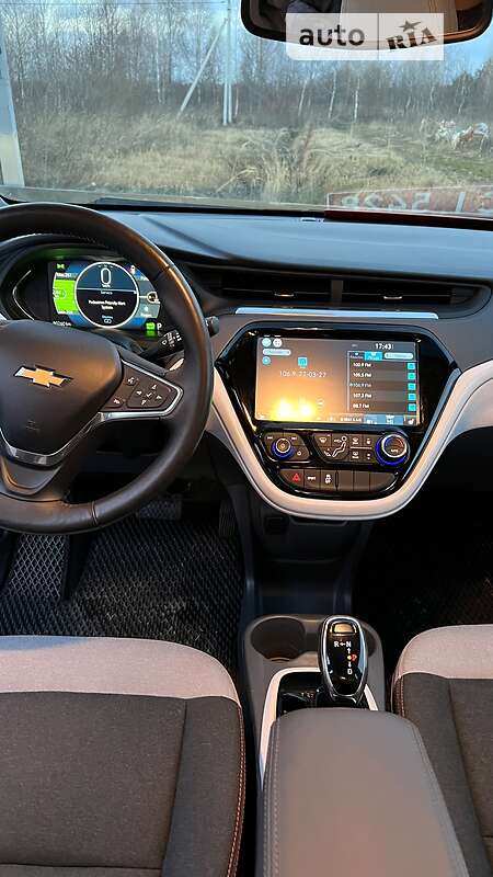 Хэтчбек Chevrolet Bolt EV 2017 в Луцке