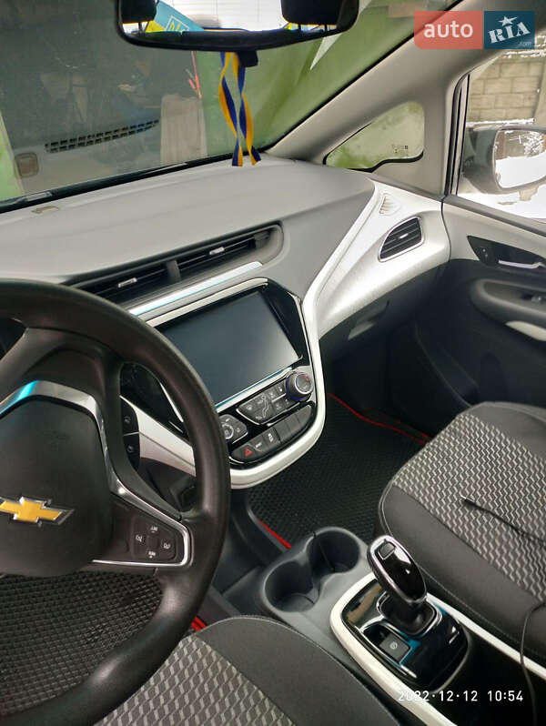Хетчбек Chevrolet Bolt EV 2018 в Києві