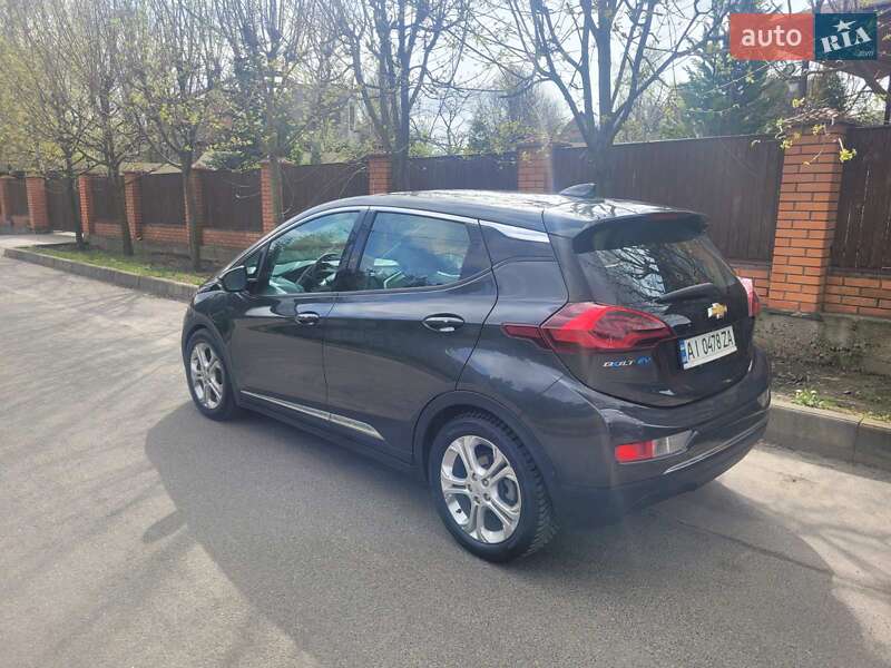 Хэтчбек Chevrolet Bolt EV 2017 в Киеве
