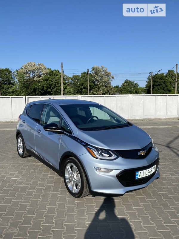 Хэтчбек Chevrolet Bolt EV 2017 в Ирпене фото 2 Хэтчбек Chevrolet Bolt EV 2017 в Ирпене