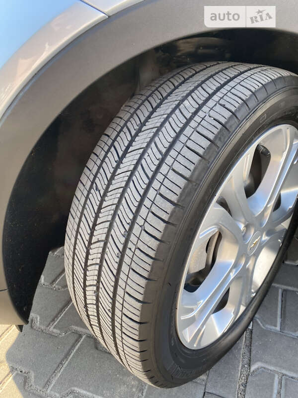 Хэтчбек Chevrolet Bolt EV 2017 в Ирпене фото 17 Хэтчбек Chevrolet Bolt EV 2017 в Ирпене