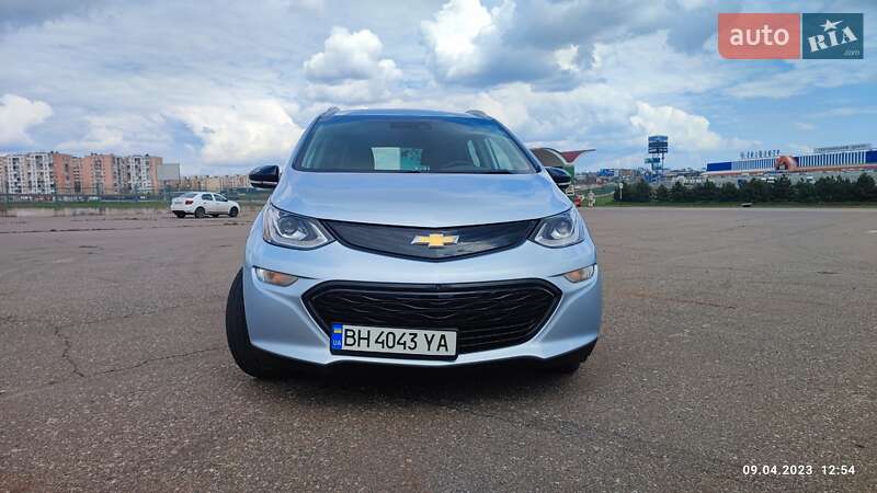 Хэтчбек Chevrolet Bolt EV 2017 в Одессе фото 6 Хэтчбек Chevrolet Bolt EV 2017 в Одессе