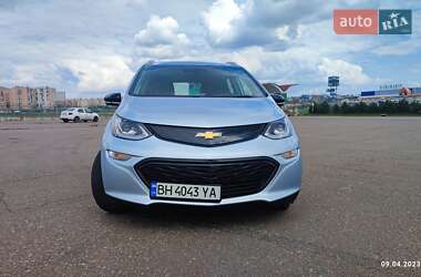 Хэтчбек Chevrolet Bolt EV 2017 в 