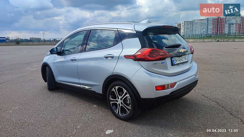 Хэтчбек Chevrolet Bolt EV 2017 в Одессе фото 11 Хэтчбек Chevrolet Bolt EV 2017 в Одессе