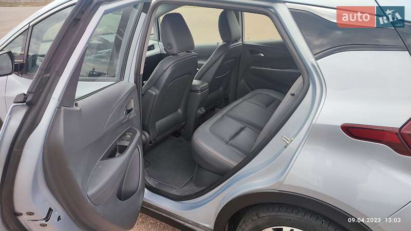 Хэтчбек Chevrolet Bolt EV 2017 в Одессе фото 22 Хэтчбек Chevrolet Bolt EV 2017 в Одессе