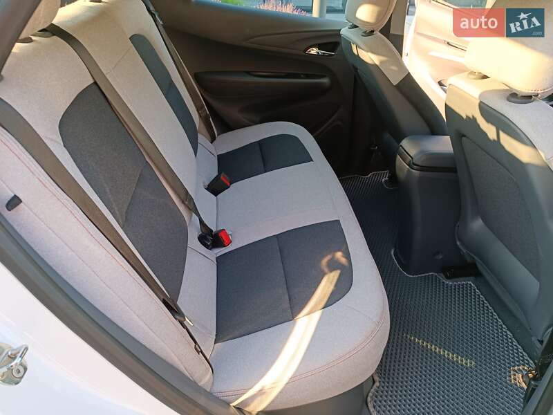 Хетчбек Chevrolet Bolt EV 2020 в Львові
