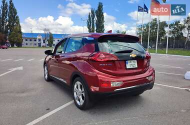 Хэтчбек Chevrolet Bolt EV 2018 в 