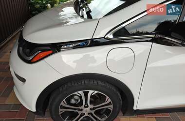 Хэтчбек Chevrolet Bolt EV 2017 в Киеве