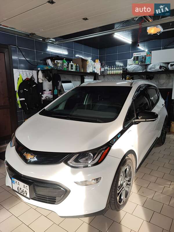 Хетчбек Chevrolet Bolt EV 2017 в Києві