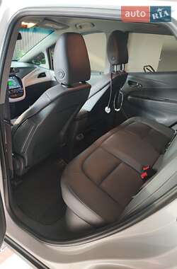 Хэтчбек Chevrolet Bolt EV 2017 в Киеве